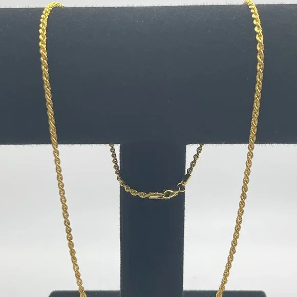 Solid 14K Gold Diamond Cut Rope Chain Necklace 24 inch,2.5 mm - Picture 13 of 17